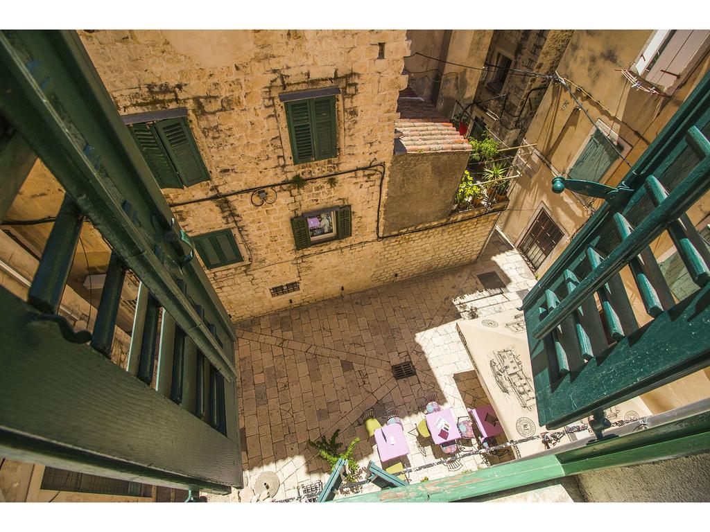 Guesthouse Imperator Split Exterior foto