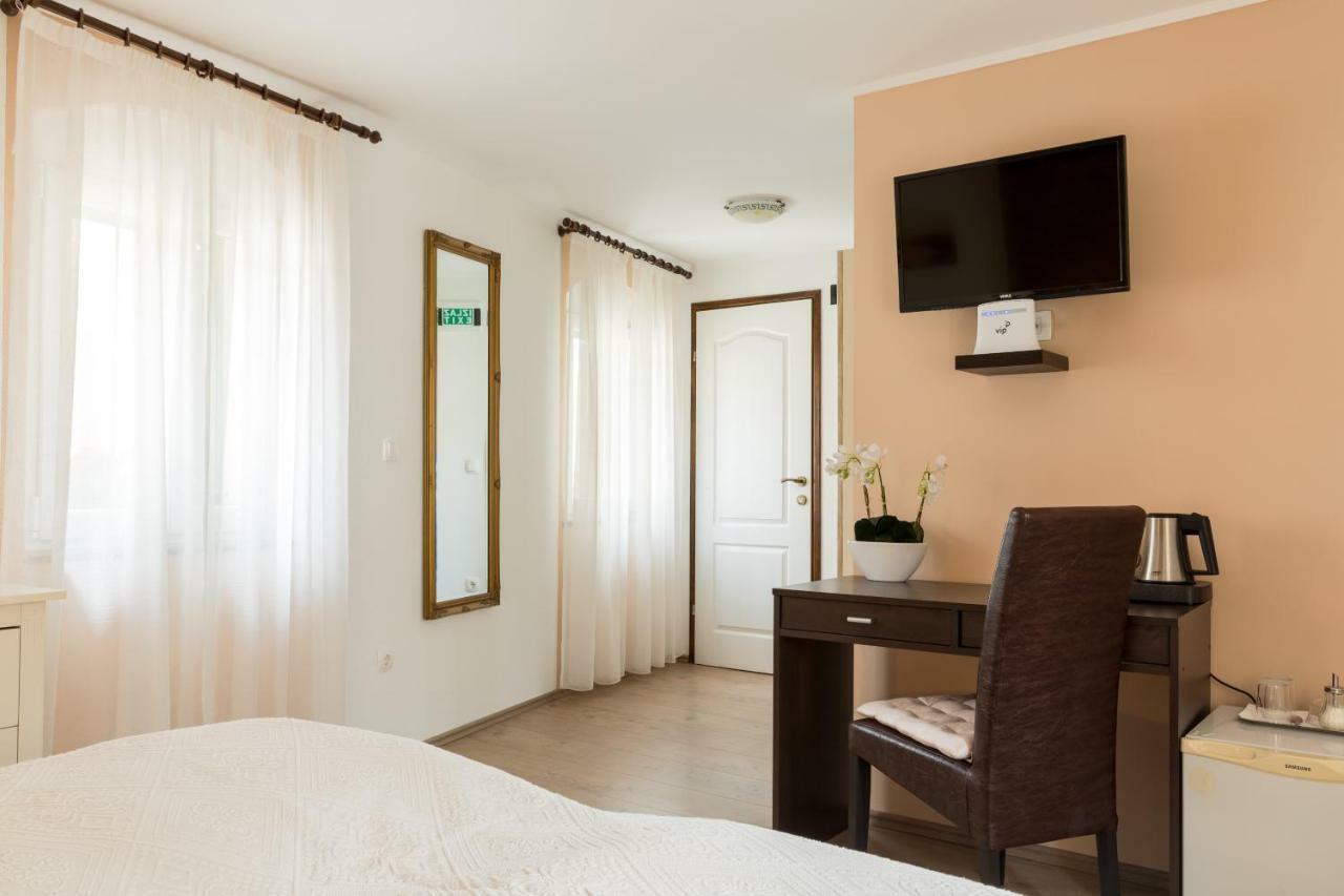 Guesthouse Imperator Split Exterior foto