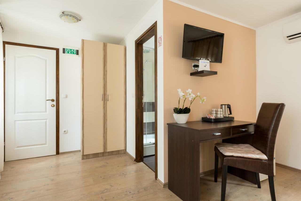Guesthouse Imperator Split Exterior foto